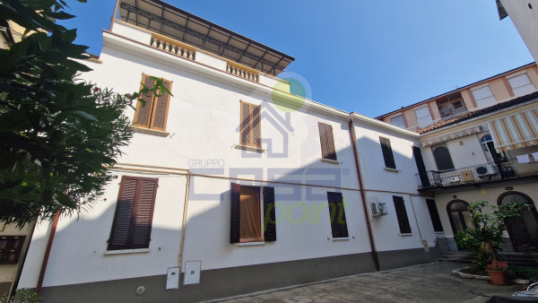 ACCOGLIENTE DUE LETTO RISTRUTTURATO A PORTA ROMANA!