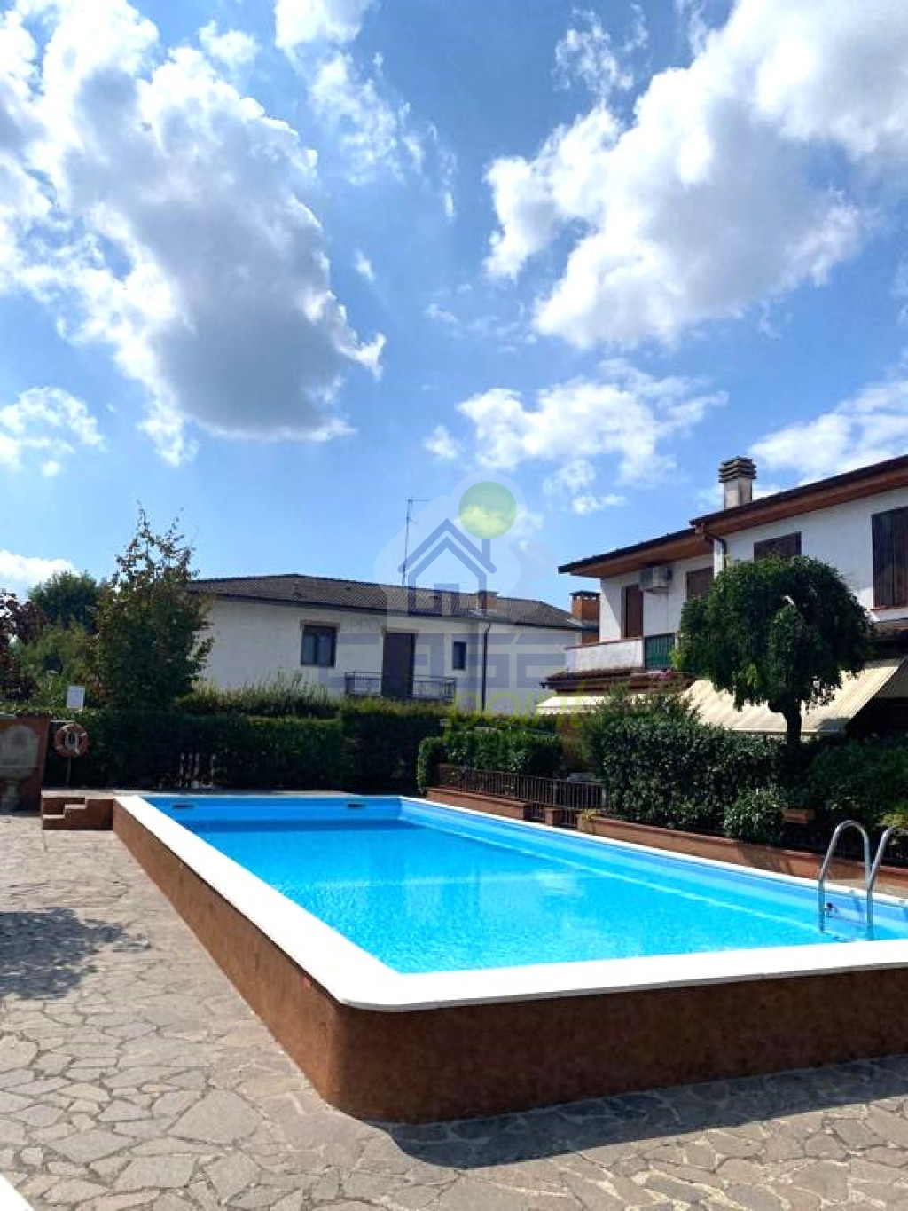 piscina2-576x768.jpg