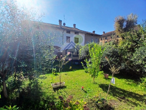 VILLA DI LUSSO IN CENTRO A CODOGNO