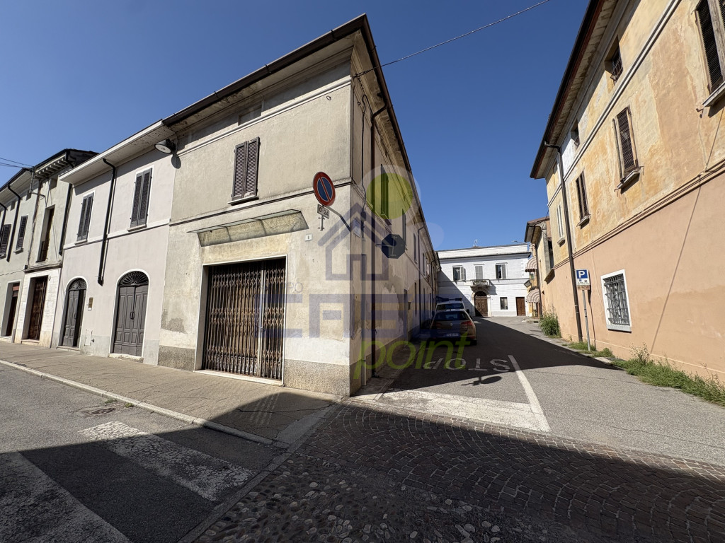 FACCIATA-FRONTE-STRADA.jpeg
