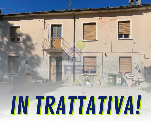 Casa indipendente con cortile