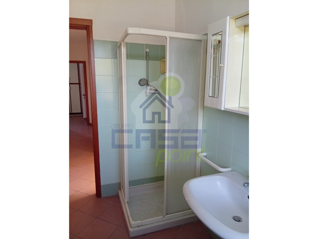 bagno con doccia.jpg