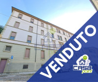 ELEGANTE BILOCALE IN CONTESTO DI PREGIO