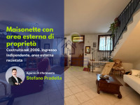 ELEGANTE MAISONETTE CON AREA ESTERNA DI PROPRIETA'