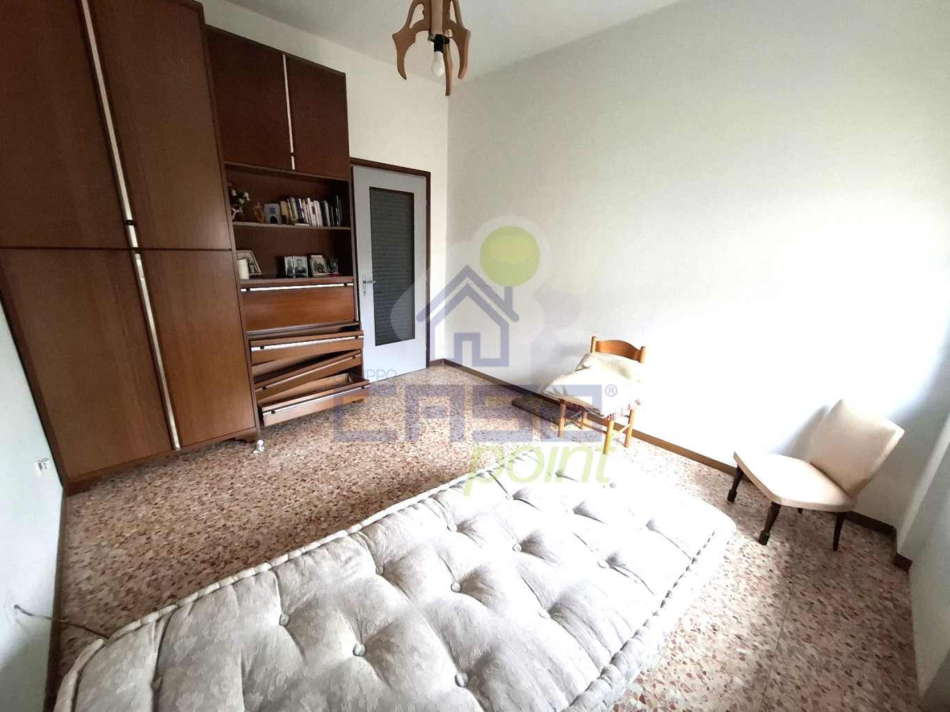 CAMERA DA LETTO PRIMO PIANO