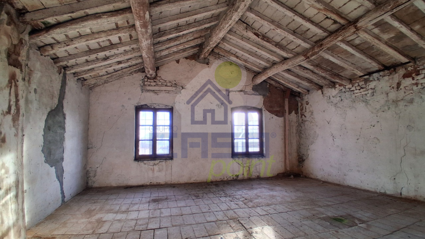 LOCALE PIANO 2 RUSTICO.jpg