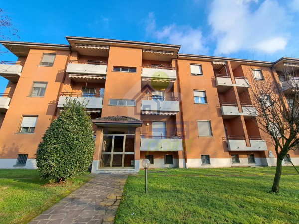 LA CASA GIUSTA PER LA TUA FAMIGLIA, IMMERSA NEL VERDE