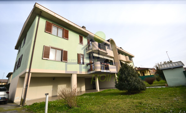 RAFFINATO TRILOCALE CON BOX, CONTESTO SIGNORILE