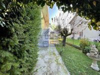 VILLA INDIPENDENTE BIFAMILIARE CON GIARDINO DI 400 MQ