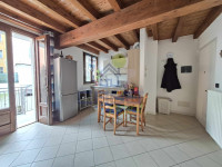 PIANO TERRA CON AREA PRIVATA IN PALAZZINA LIBERTY NEL CUORE DI PIACENZA