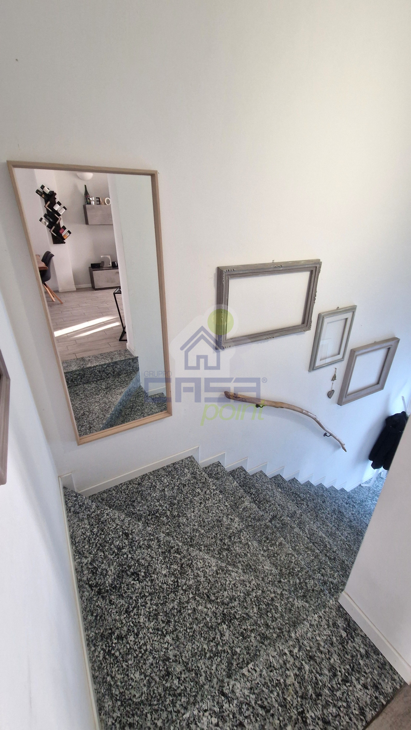 VANO SCALA INTERNO 1