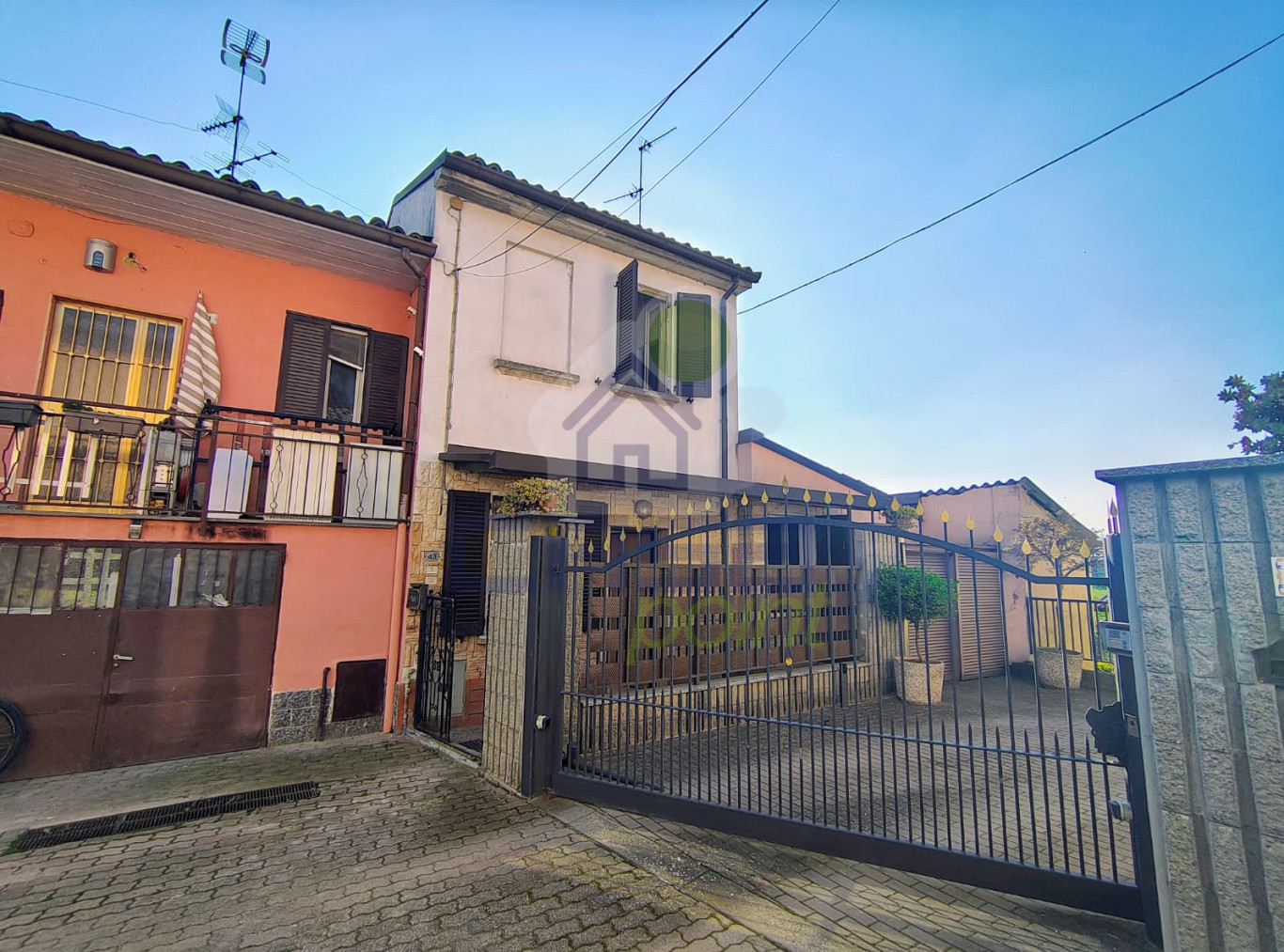 WhatsApp Image 2026-03-26 at 15.00.11.jpeg