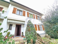 VILLETTA AD ANGOLO AL BOSCHETTO