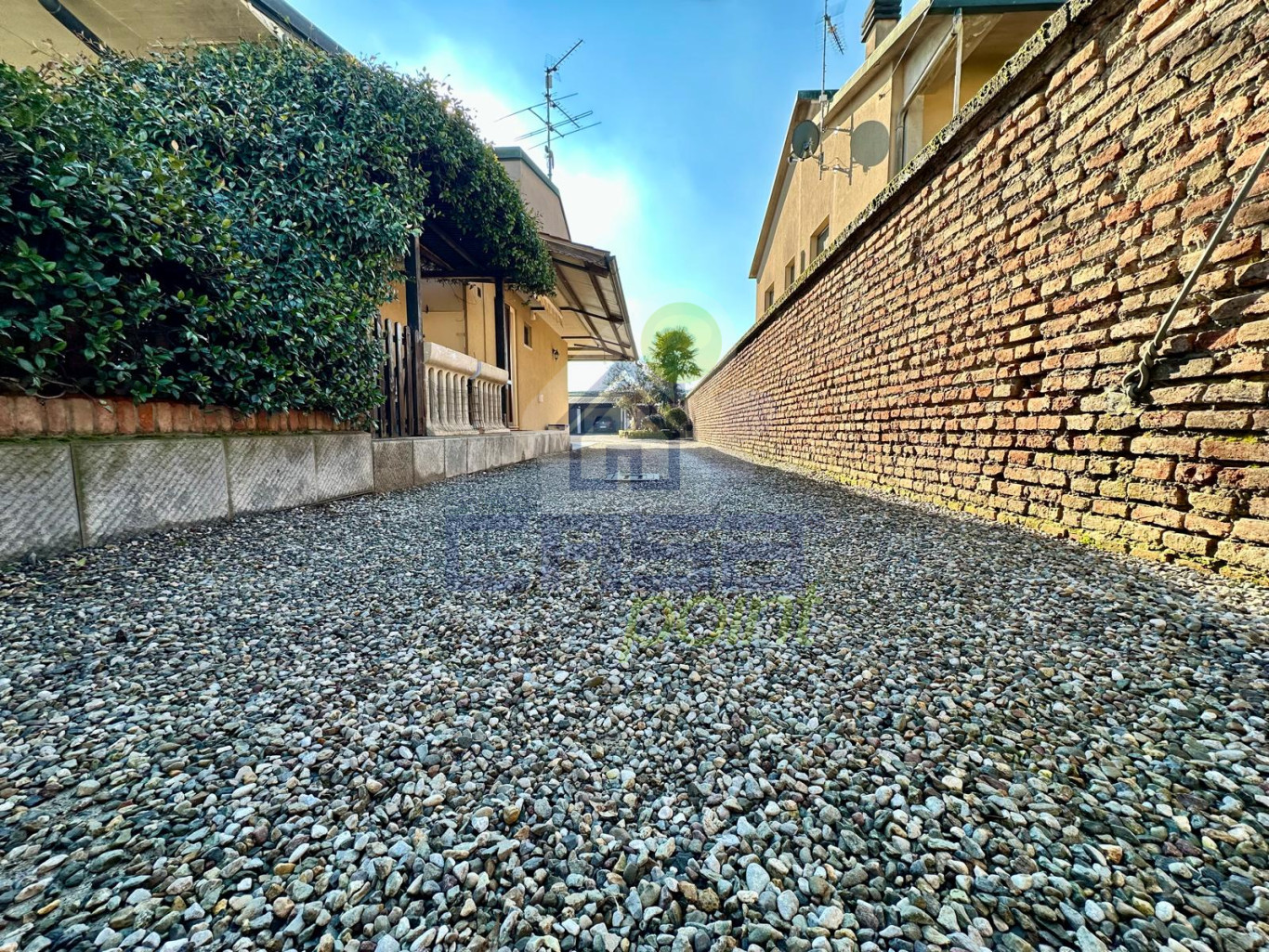 ingresso carraio.jpeg