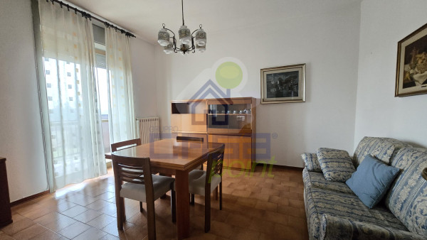 BILOCALE IN AFFITTO COMPLETAMENTE ARREDATO