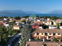 Spazi e vista lago a Desenzano