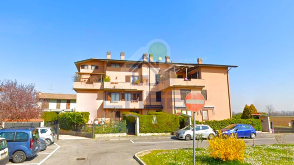 TRILOCALE CON GIARDINO PRIVAT E BOX