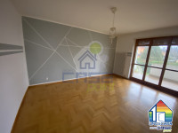 Trilocale con Giardino e box