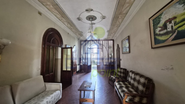 Casa indipendente con giardino e cantina