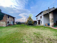 SOLUZIONE INDIPENDENTE CON GIARDINO CON STALLA E RUSTICO