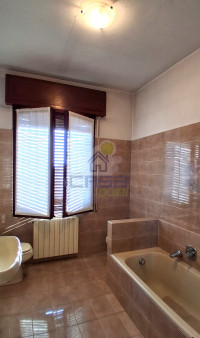 BAGNO-PADRONALE-CON-VASCA.jpg