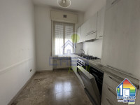 Appartamento Trilocale parzialmente ristrutturato in Affitto a Crema con posto auto coperto e cantina