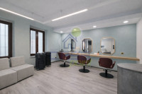 Vendesi attività di parrucchiera ben avviata in Cremona