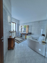 10_BAGNO-OSPITI_-(1).jpg