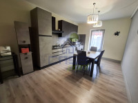 APPARTAMENTO SENZA SPESE CONDOMINIALI E CON BOX