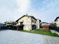 TRILOCALE IN VILLA IN OTTIME CONDIZIONI CON AMPIO GIARDINO E BOX