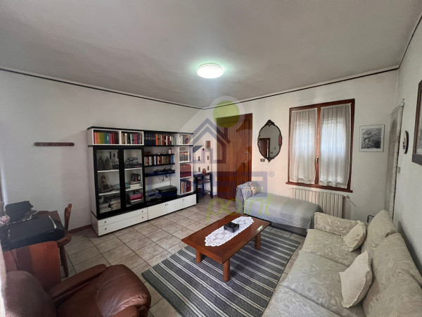 PORZIONE DI CASA INDIPENDENTE