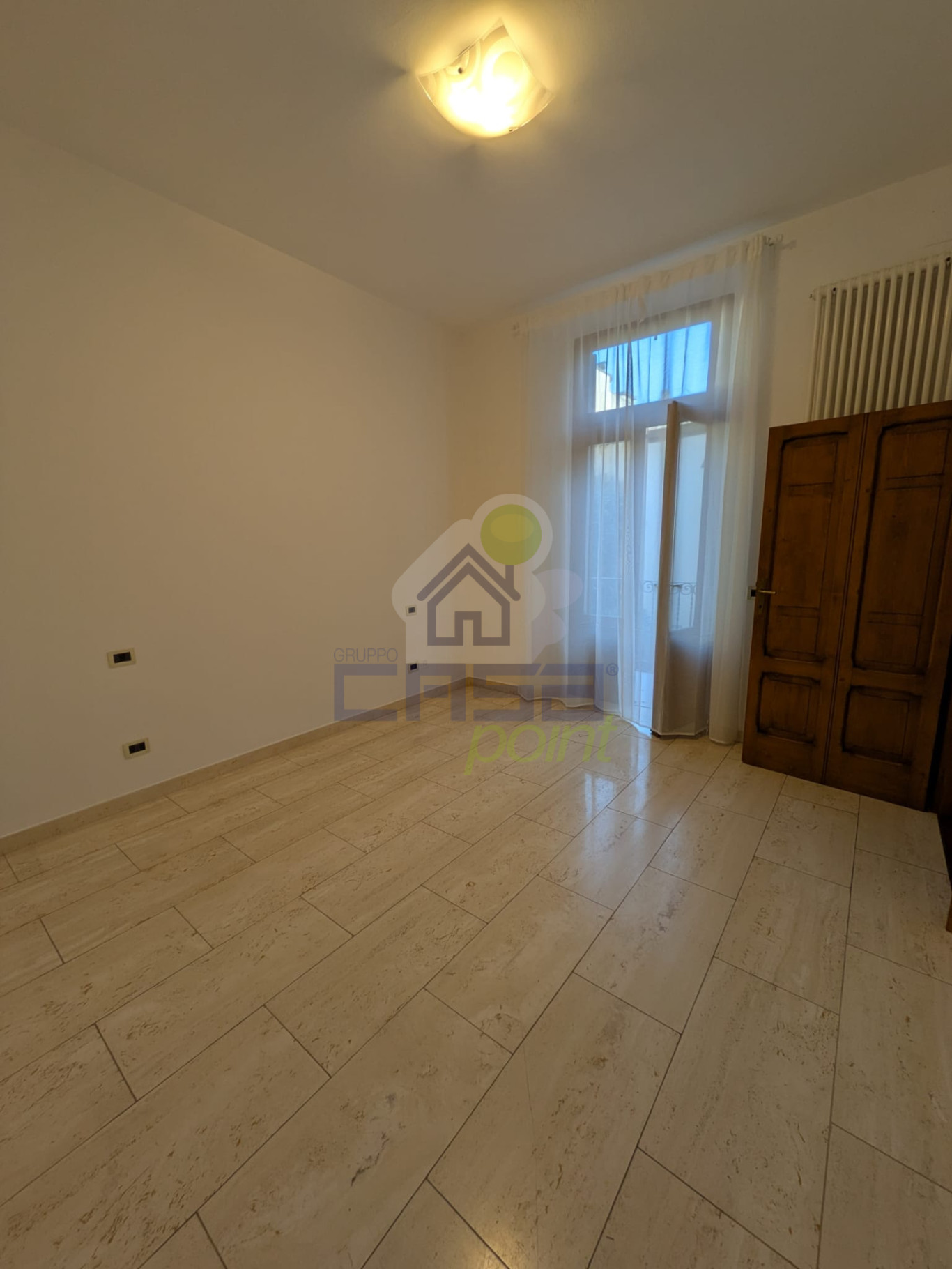 Bilocale in palazzo liberty nel centro storico di Desenzano.