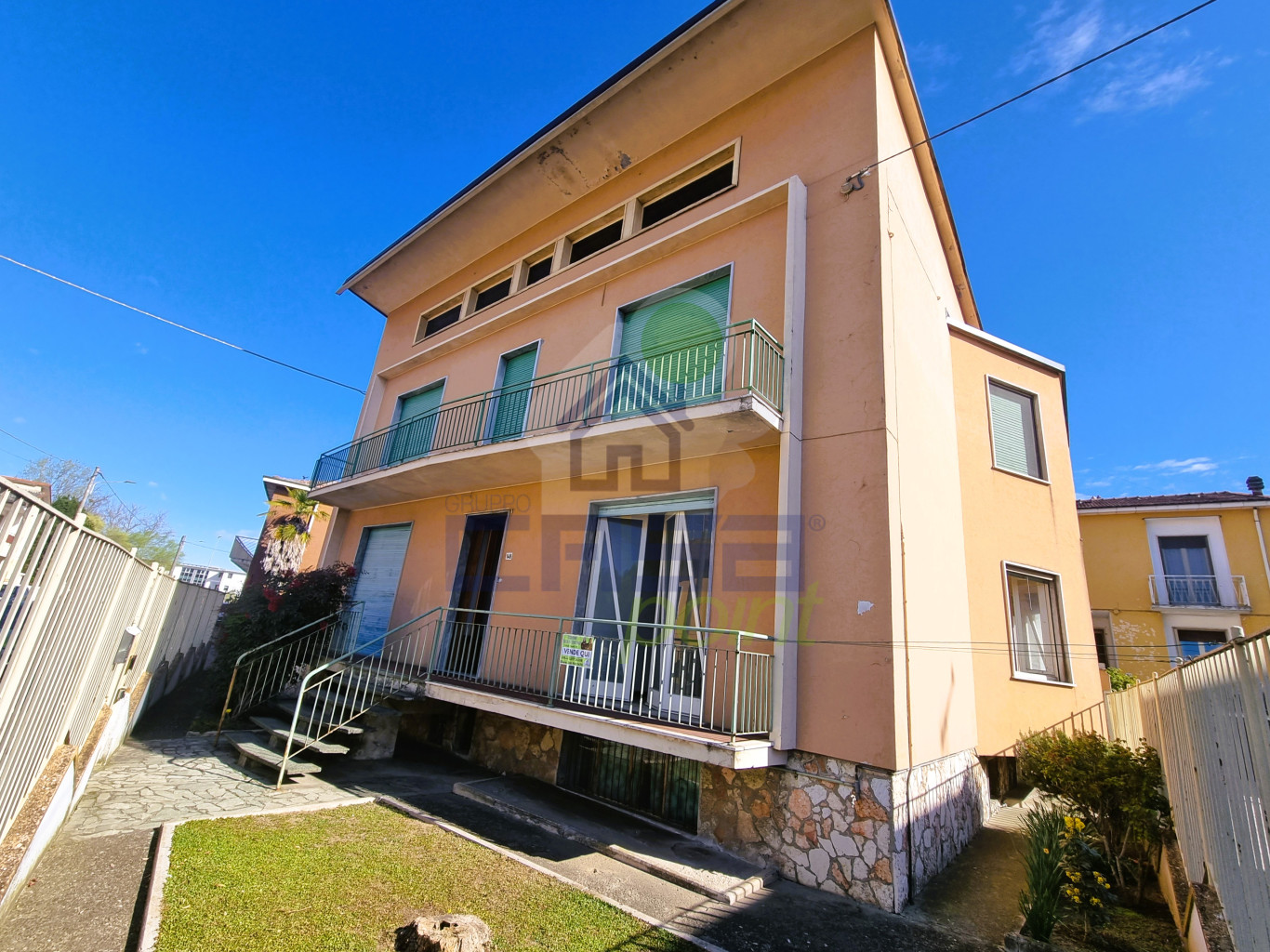 APPARTAMENTO in VILLA al PIANO TERRA